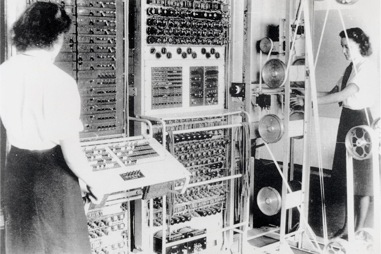 1941-1945 Nacimiento de la computación moderna